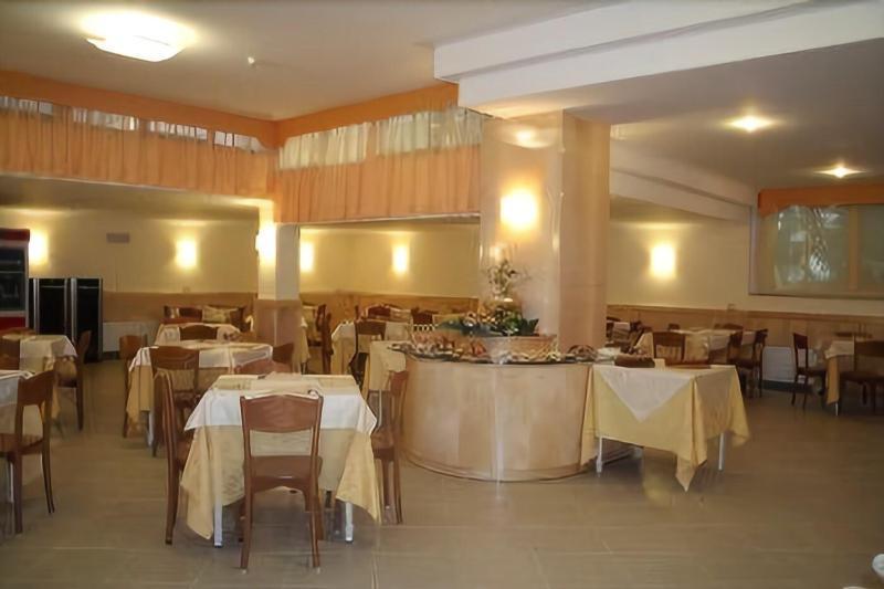 Grazia Hotel Sperlonga Esterno foto