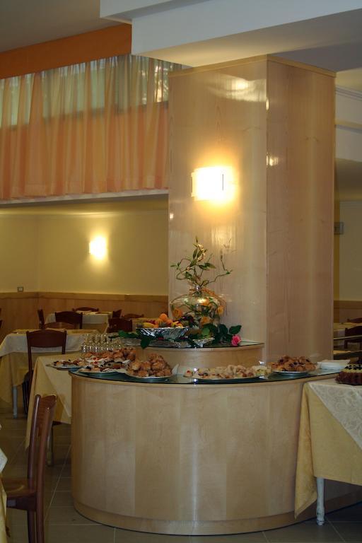 Grazia Hotel Sperlonga Esterno foto