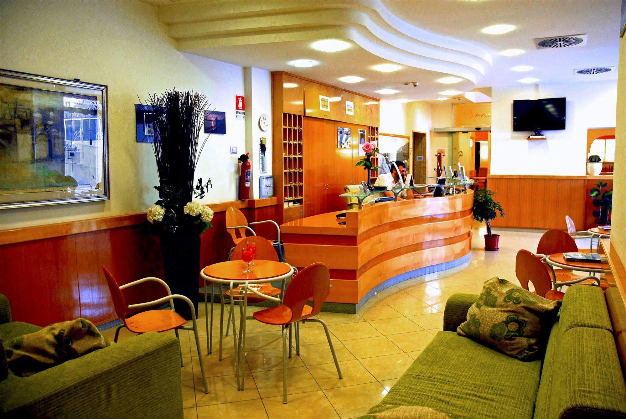 Grazia Hotel Sperlonga Esterno foto