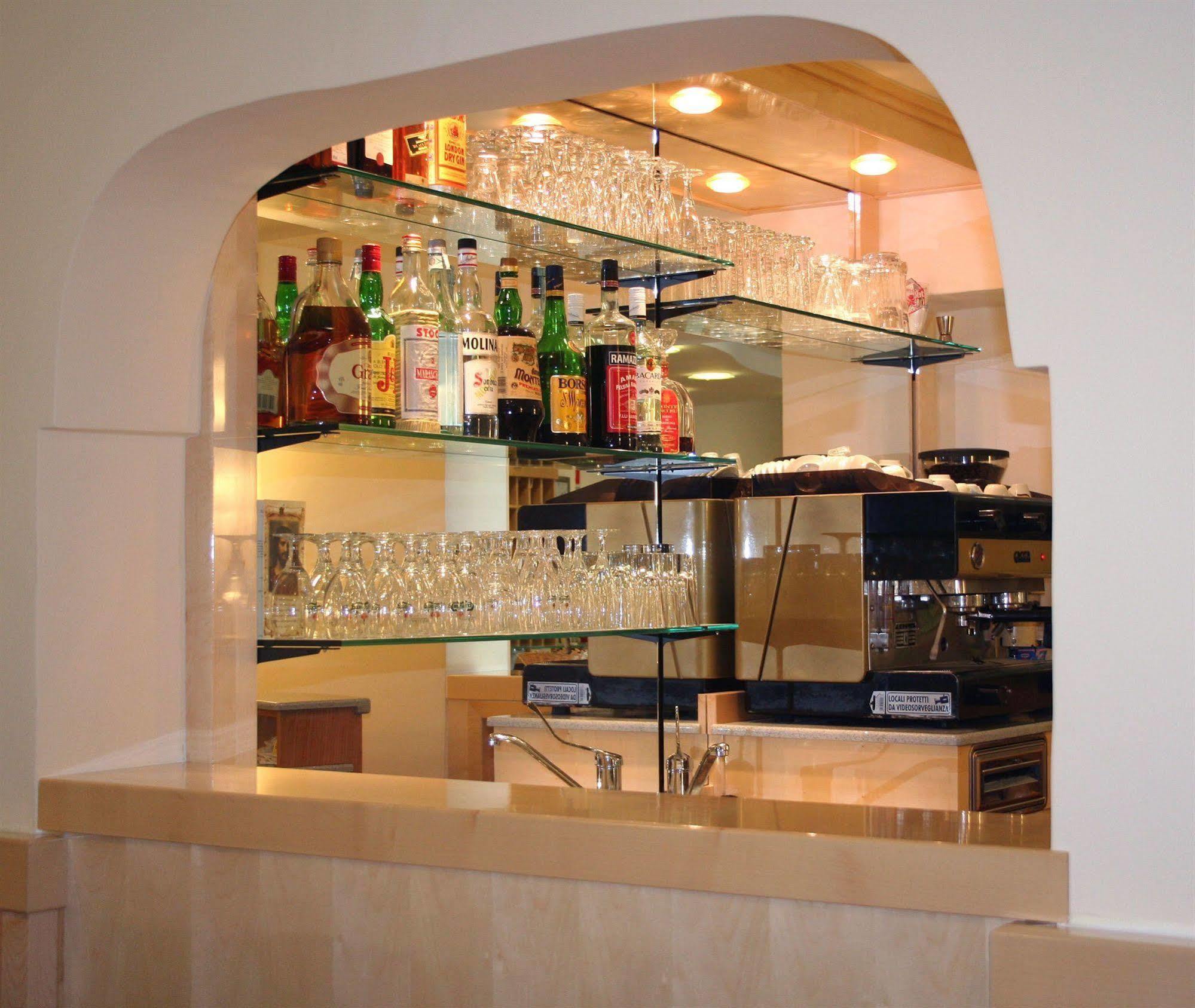 Grazia Hotel Sperlonga Esterno foto