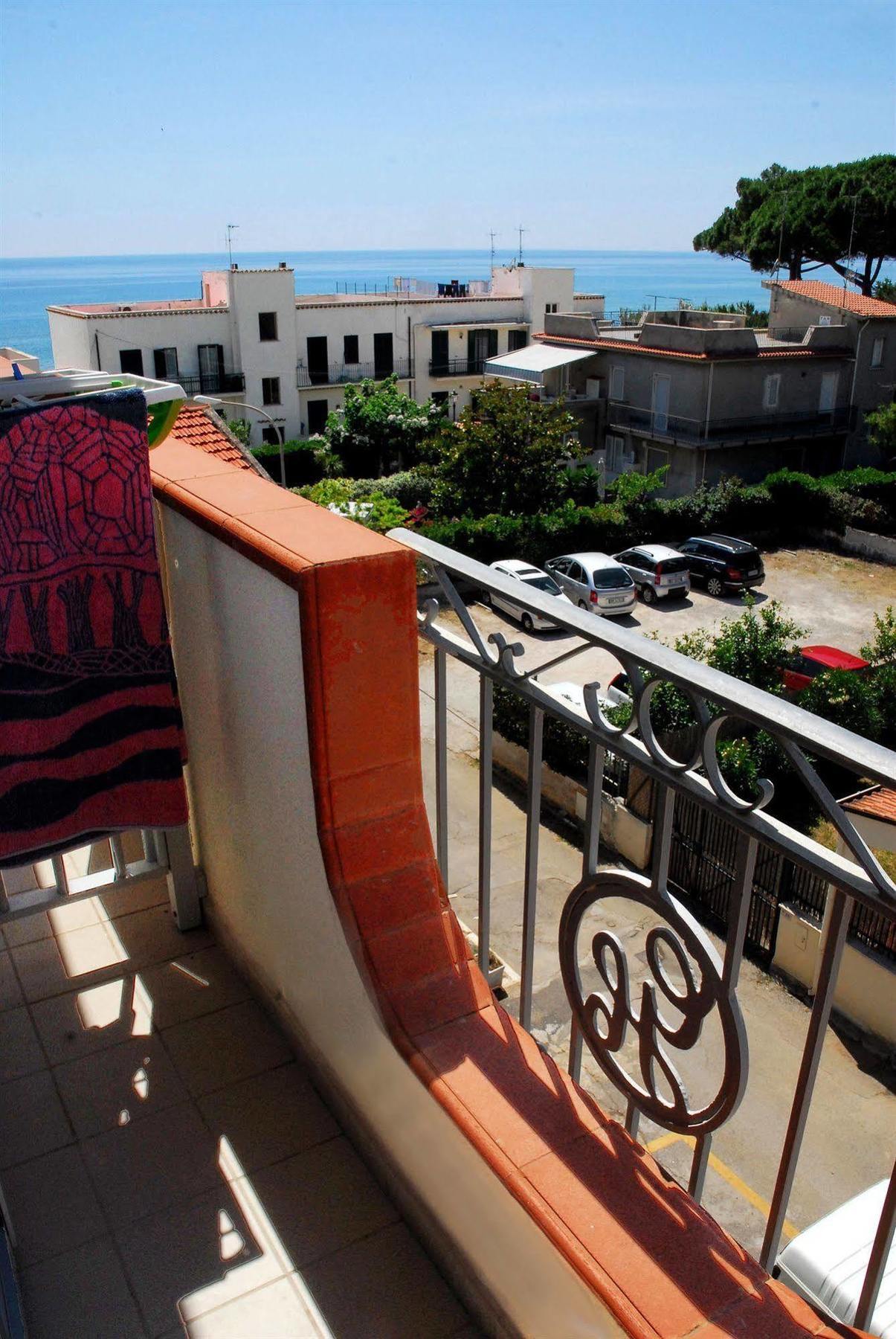 Grazia Hotel Sperlonga Esterno foto